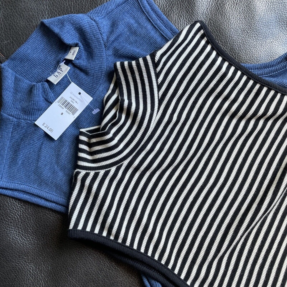 LOT~ 2 GAP Top Women Small  Blue & Stripes Sleeveless Mock Neck Soft Knit Casual